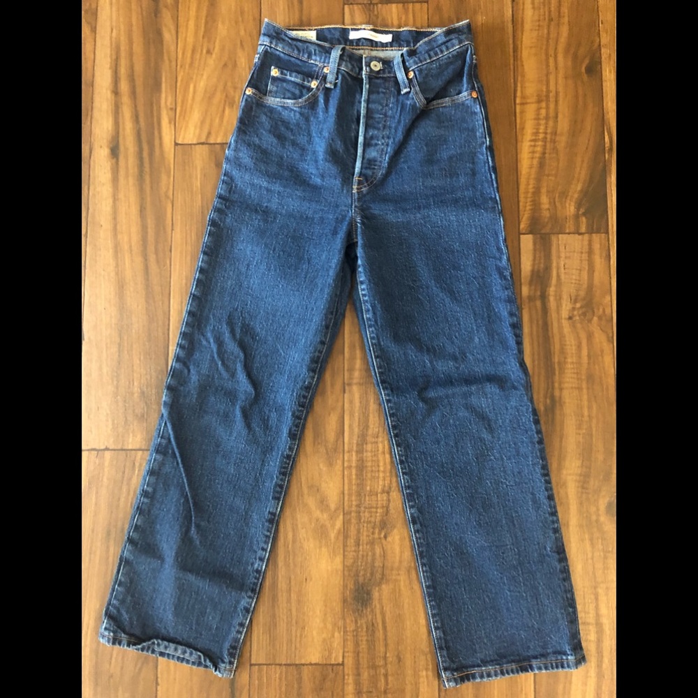 Ribcage Levi’s size 27